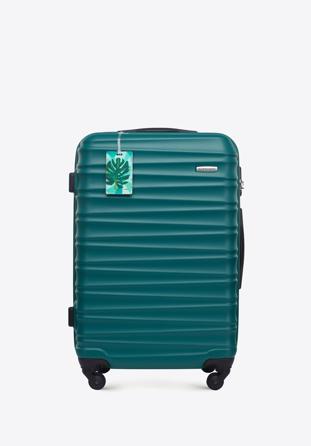 Medium-sized suitcase with luggage tag, green, 56-3A-312-85Z, Photo 1