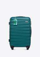 Medium-sized suitcase with luggage tag, green, 56-3A-312-31Z, Photo 1